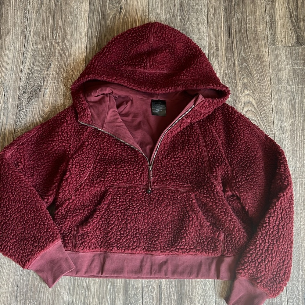 Lululemon fleece half zip up